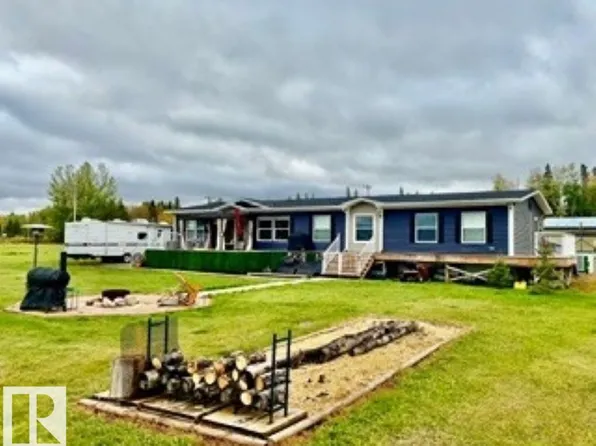 890 Pelican Rd, Opportunity No. 17, AB T0G 2K0