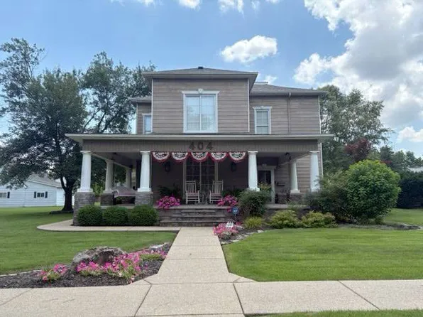 404 W Center St, Fairfield, IL 62837