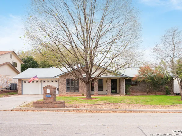 8335 DELPHIAN DR, Universal City, TX 78148