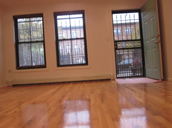 395 South 5th Street image 1 of 15