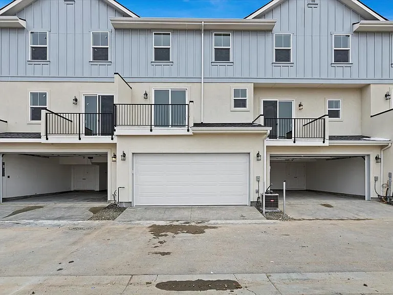 1624 N Mumbarto Ln — Photo 36