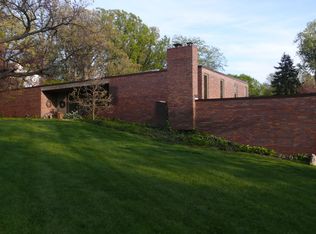6301 Pontiac Dr, Indian Head Park, IL