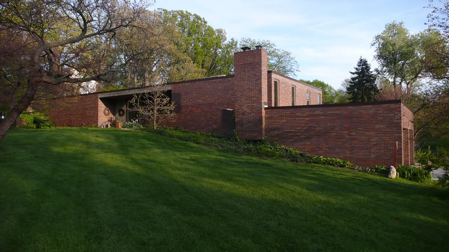 6301 Pontiac Dr photo 1