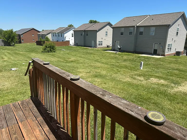 2548 Danielle Ln — Photo 12