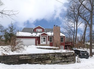 27738 W Groveland Ave, Spring Grove, IL 60081