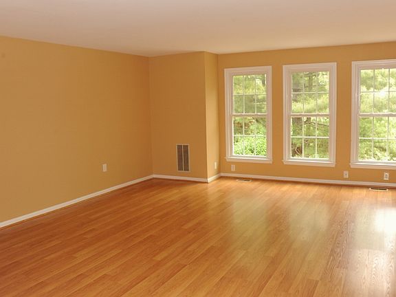 2nd image of 7502 Manigold Ct