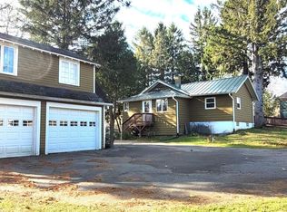 600 Pine St, Athens, WI 54411