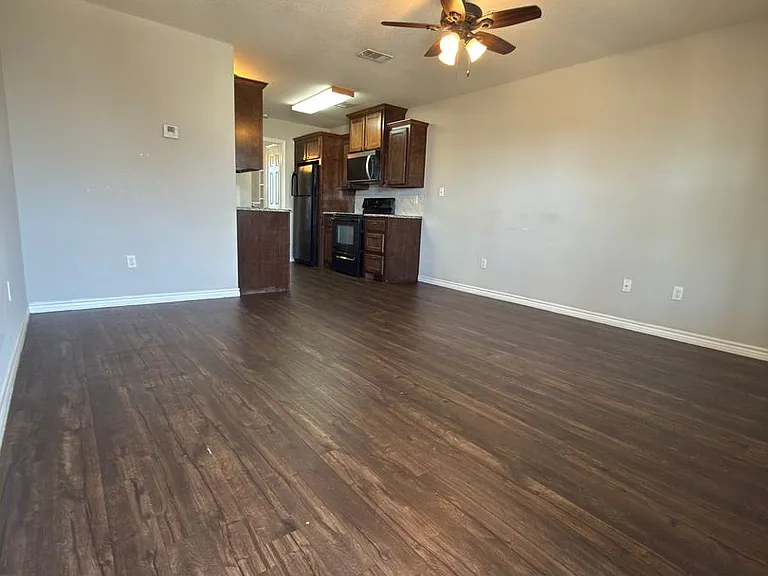 Lacy Loft — Photo 21