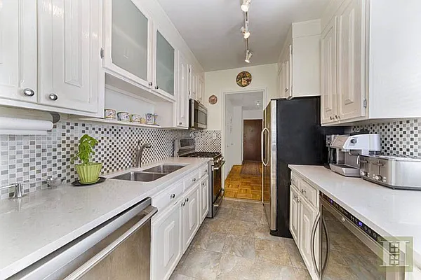 Sold by Halstead Real Estate | media 4