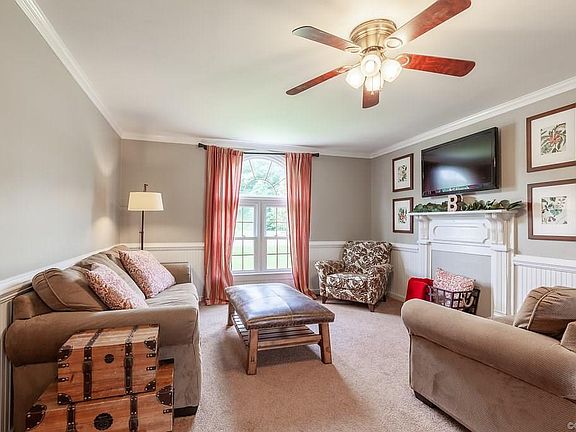 4th image of 18001 Bonneville Ln