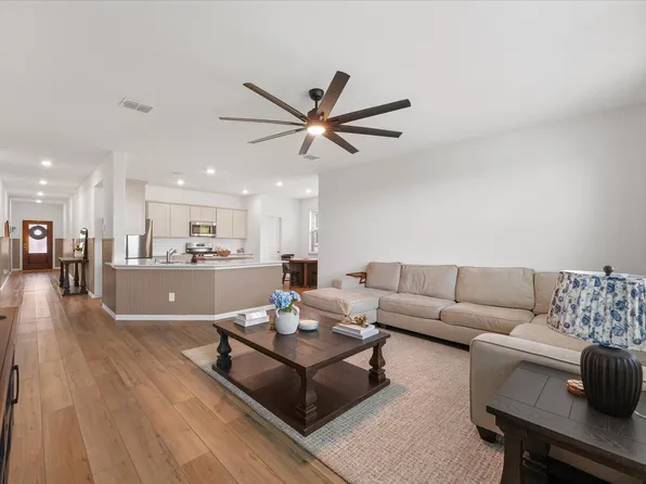 1112 Rumble Dr, Fate, TX 75087