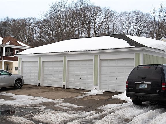 3rd image of 1088 Diamond Hill Rd