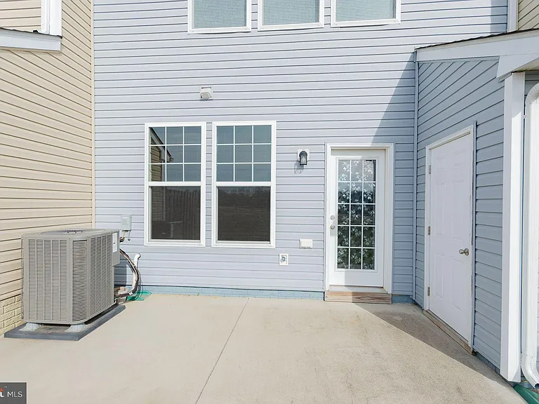 132 Oflannery Ct — Photo 28