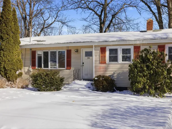 26 Coakley Road, Portsmouth, NH 03801