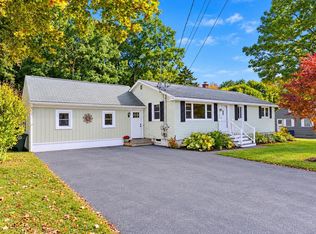 28 Constitution Dr, Westbrook, ME 04092
