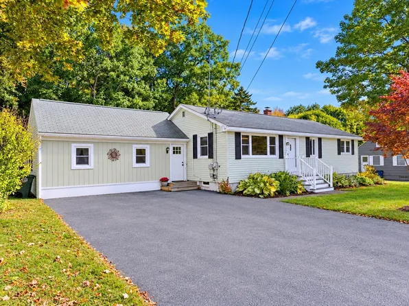 28 Constitution Drive, Westbrook, ME 04092