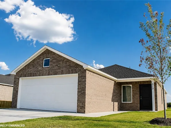 465 S Ozark St, Prairie Grove, AR 72753