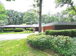 29899 Ellen Dr, Genoa, IL 60135