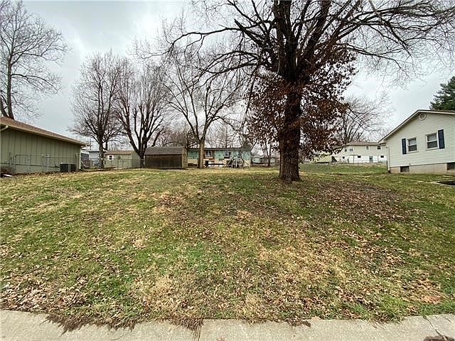 2nd image of 809 S 23rd St