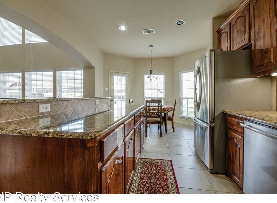 1st image of 12362 Nandina Ln