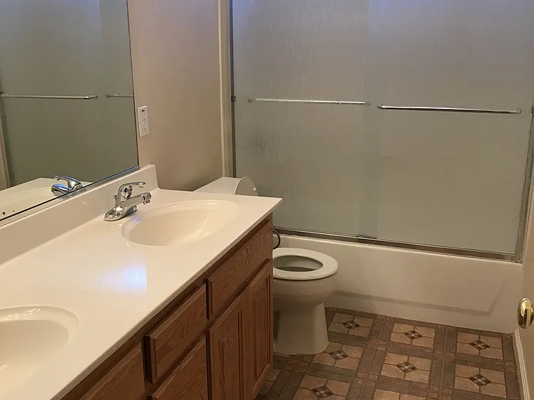 2329 Carol Ann Dr — Photo 15