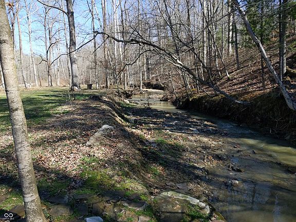 5th image of 4017 Helmsburg Rd