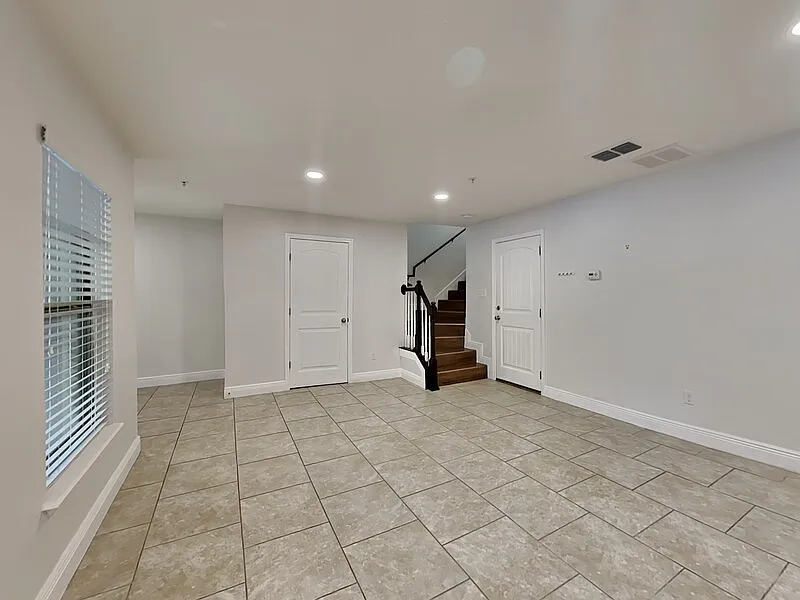 Building Photo - 10866 Sunset Ridge Ln