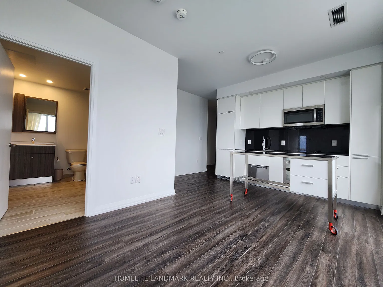 2 bed, $2,850 — Photo 4