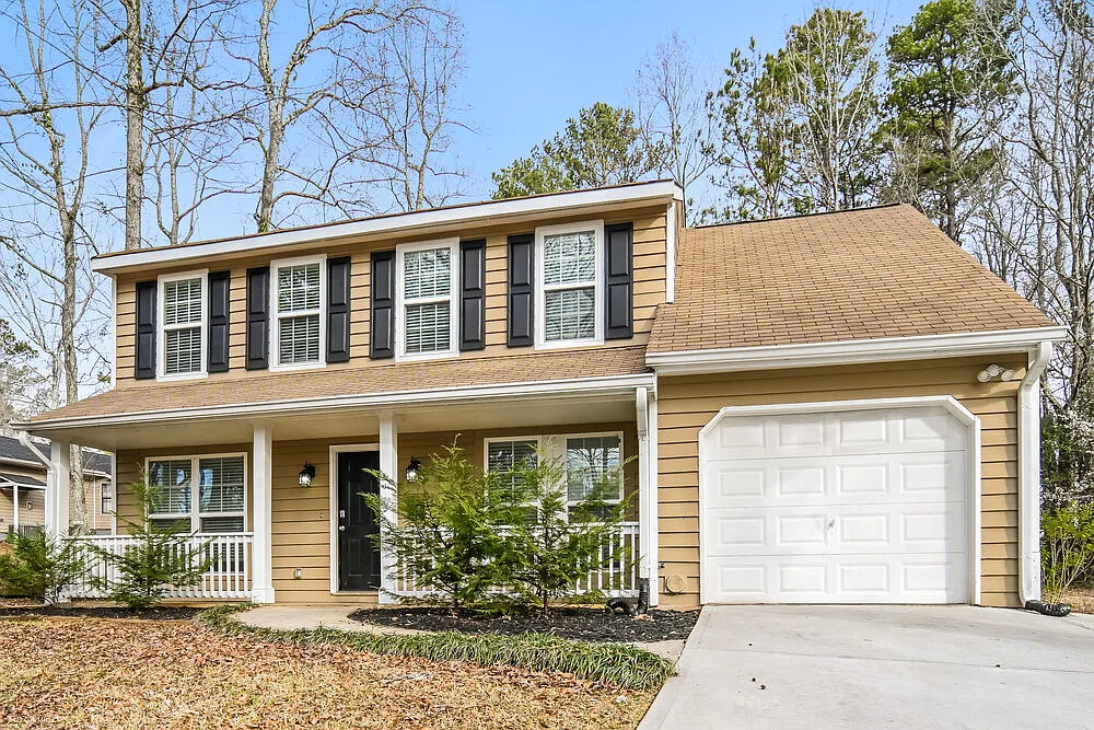4 bed, 2.5 bath, 1656 sqft, $2,130 — Photo 4