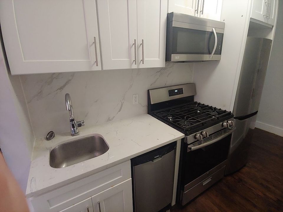 1st image of 102 E 103rd St APT 3