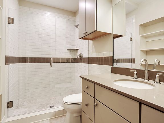 2nd image of 528 Bienville St APT 4C