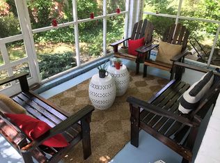 111 S Pershing Dr, Arlington, VA 22204