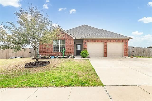 1st image of 141 Pinto Dr