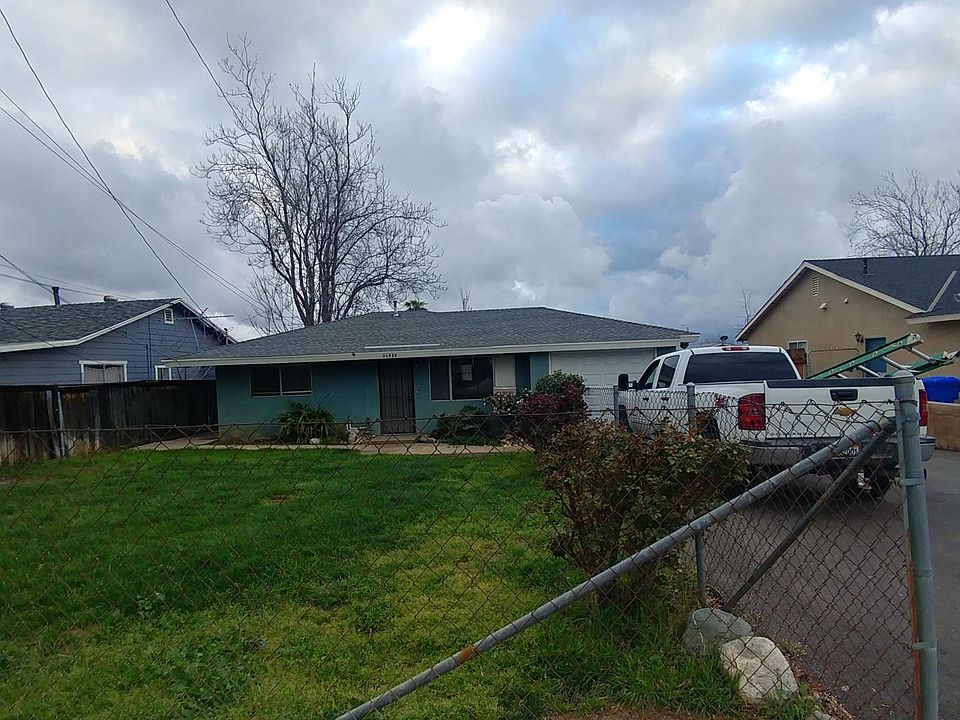 1st image of 34585 Avenue E