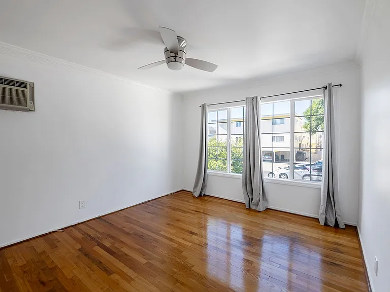 1008 N Stanley Ave #1A — Photo 10