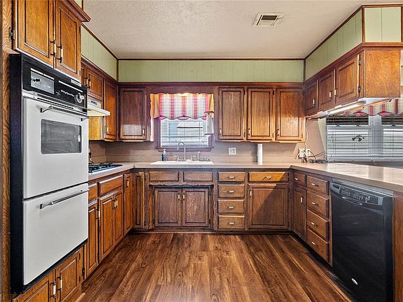 5th image of 22681 E 1090th Rd