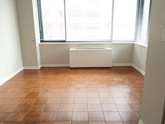 Rented by R New York | media 11