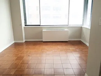 Rented by R New York