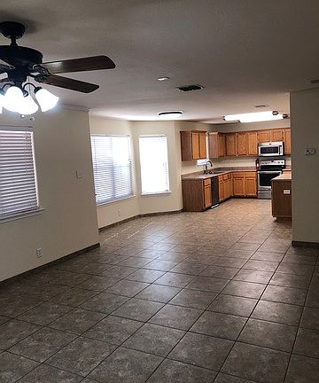 5th image of 426 Granite Bay