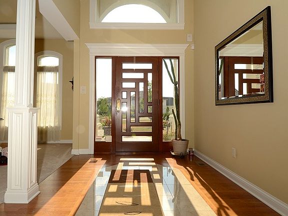 2nd image of 10737 Stratton Cir