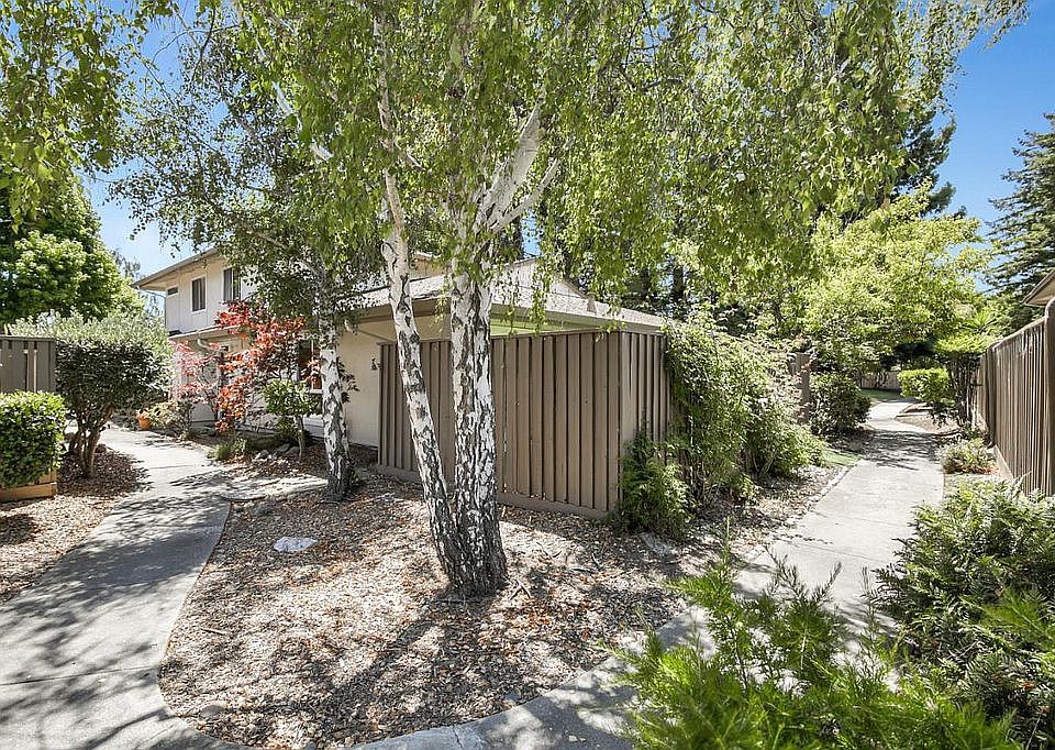 1st image of 163 Palo Verde Ter