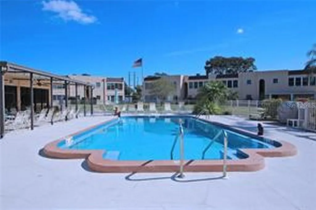 2 bed, 2.0 bath, 1140 sqft, $2,200 — Photo 4