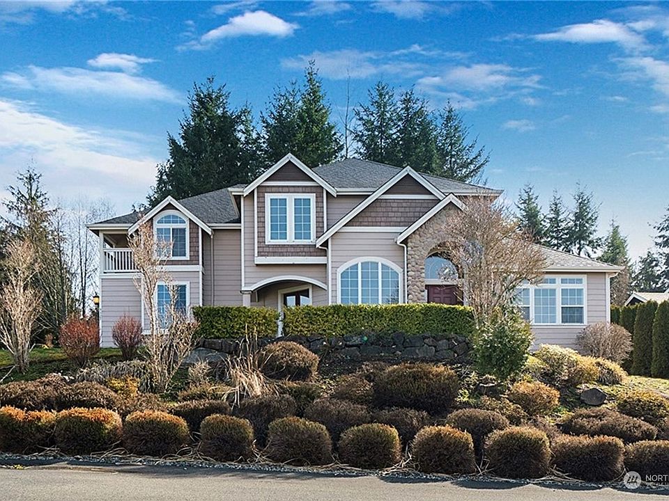 1st image of 9325 185th Drive SE