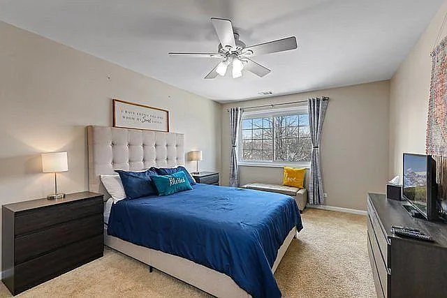 2 bed, $2,200 — Photo 2