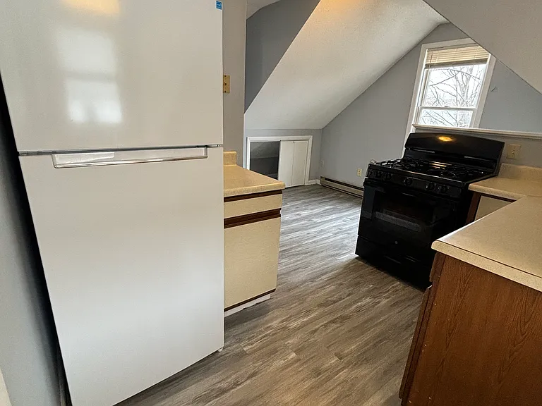 11 Roberts St #3 — Photo 10