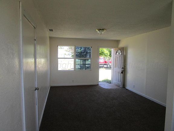 4th image of 1112 Darby Ave