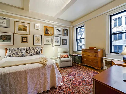 Sold by Sotheby's International Realty | media 14