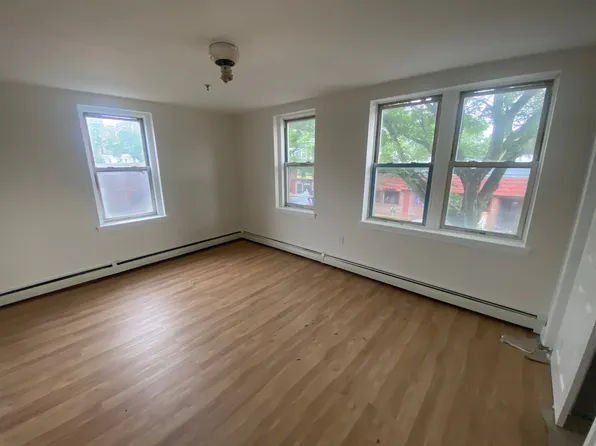 151 Highland Ave APT 1, Somerville, MA 02143