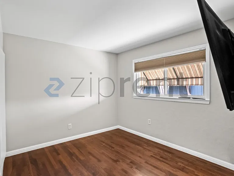 6225 Hokett Way — Photo 22