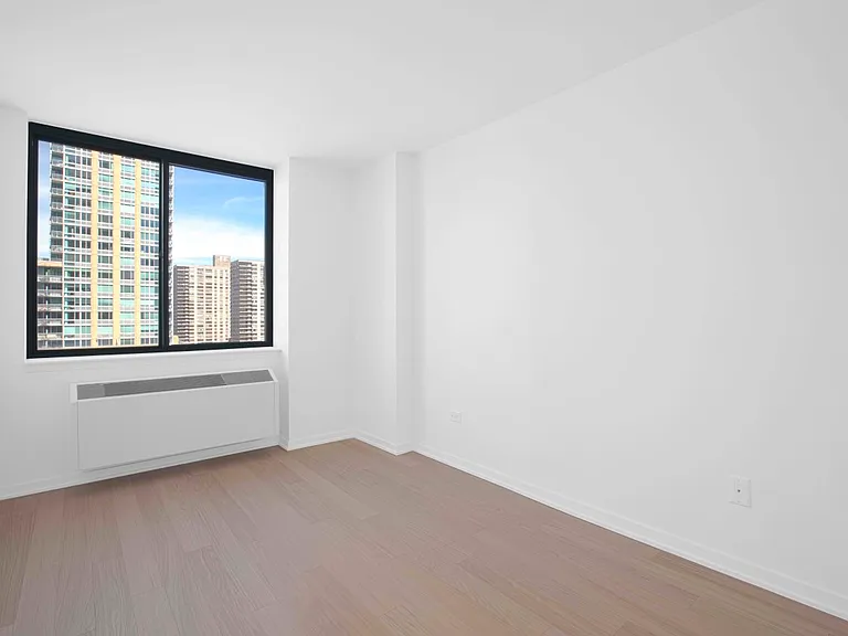 75 W End Ave #P20E — Photo 7